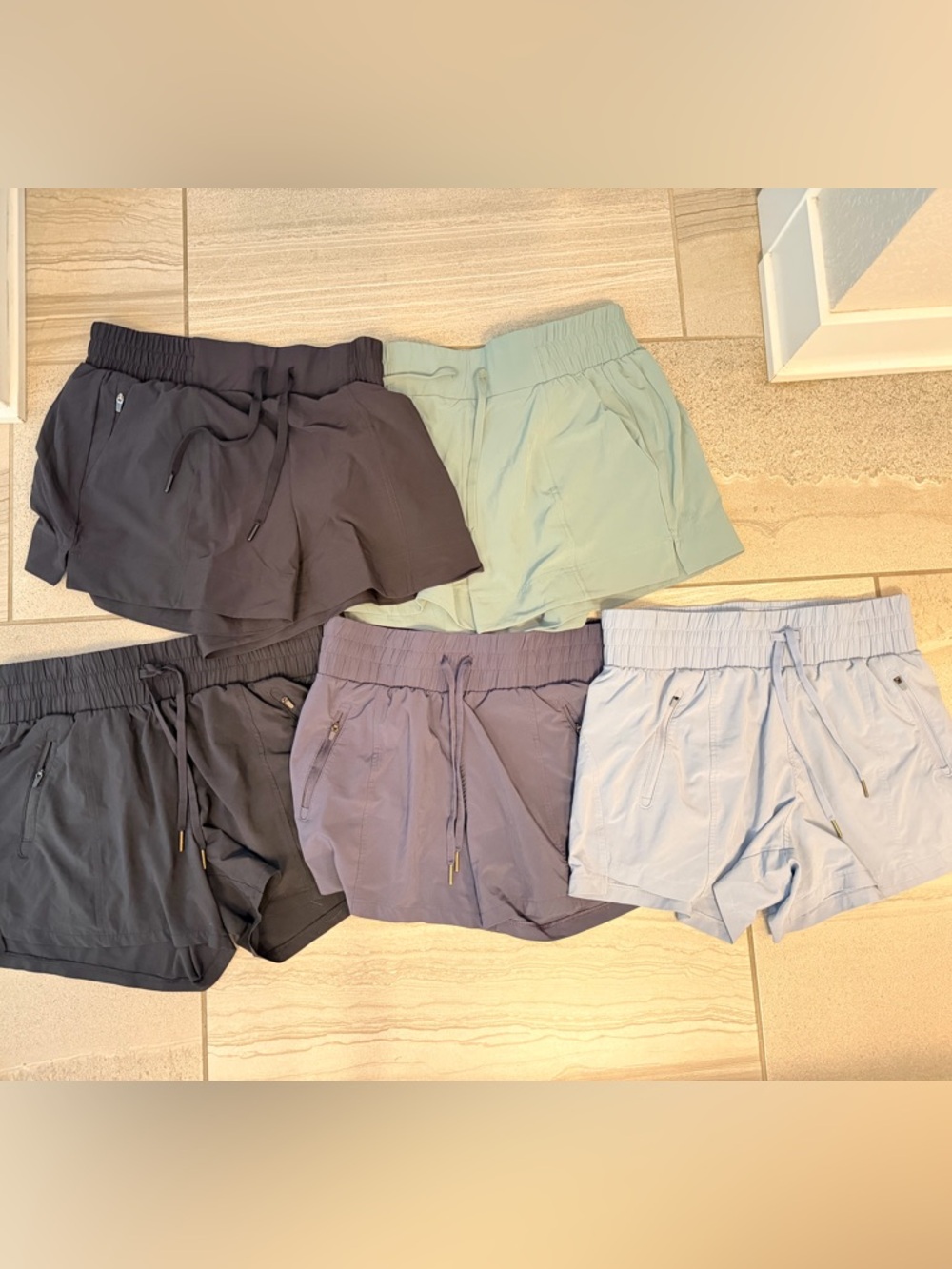 All in Motion 4” Woven Short Bundle